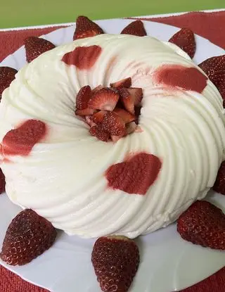 Ricetta Panna cotta con cioccolato bianco e fragole di loredana705