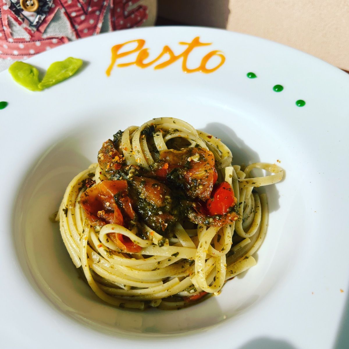 Linguine al pesto e pomodorini🍃