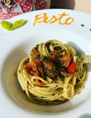 Ricetta Linguine al pesto e pomodorini🍃 di loredana705