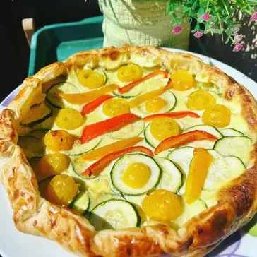 Ricetta Torta rustica alle verdure 🥦🍆🥕🌽🥒🫑 di loredana705
