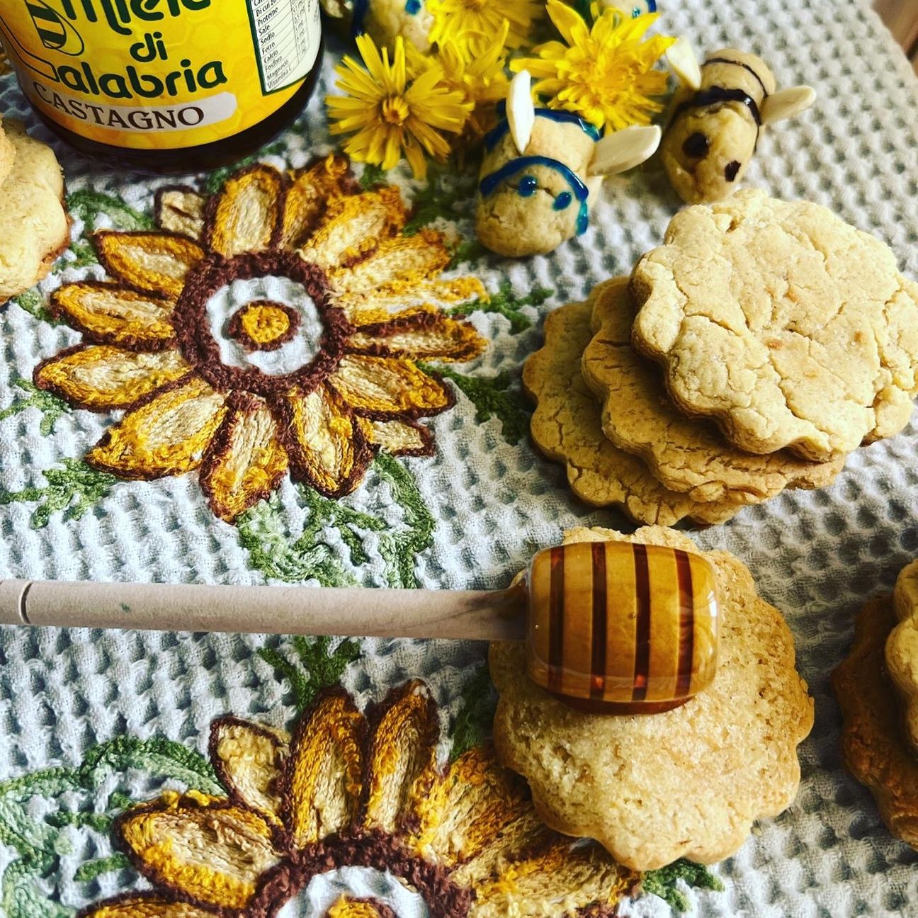 Biscotti al miele🐝🐝🐝🐝🐝