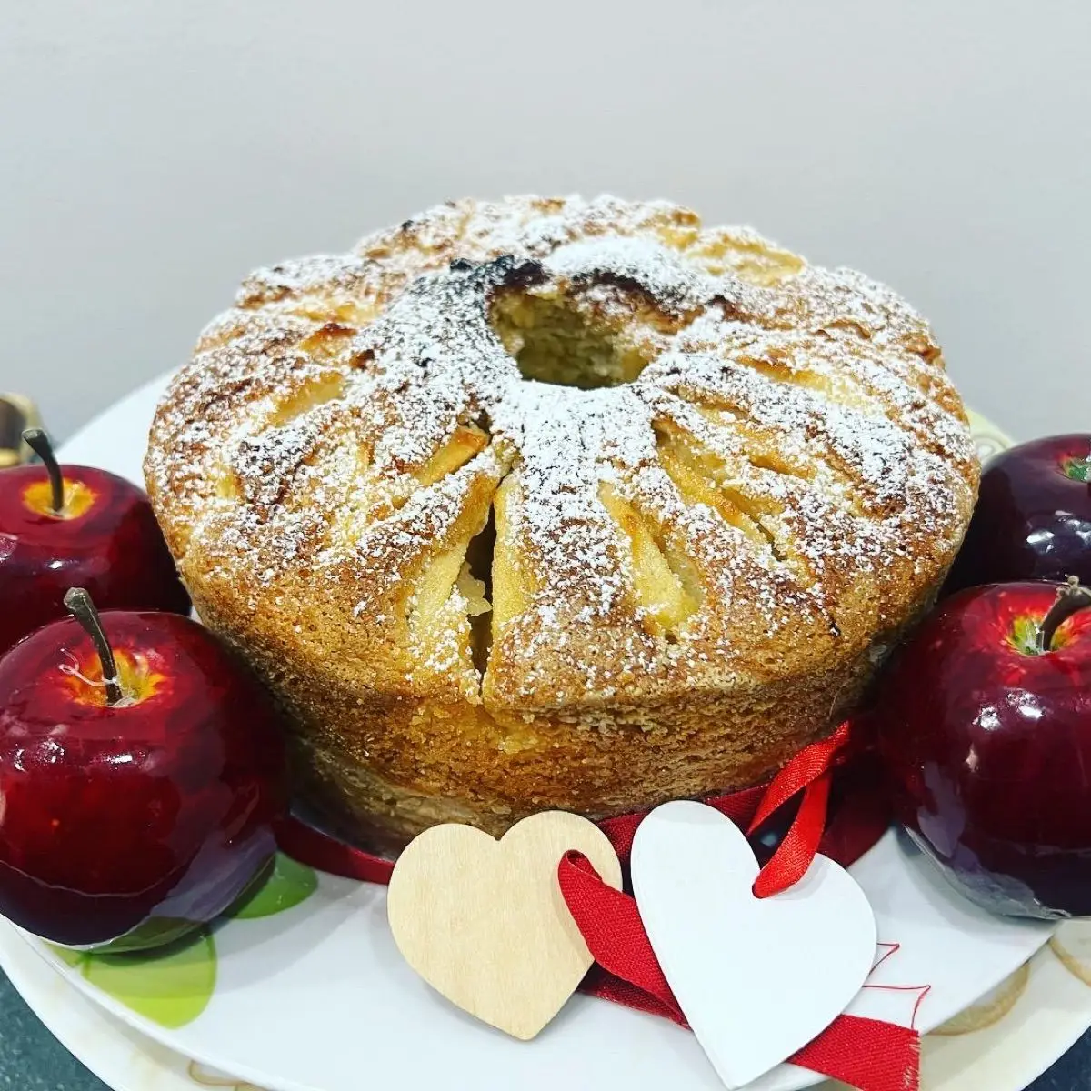 Ricetta Torta di mele alta e soffice 🍎🍎🍎🍎 di loredana705