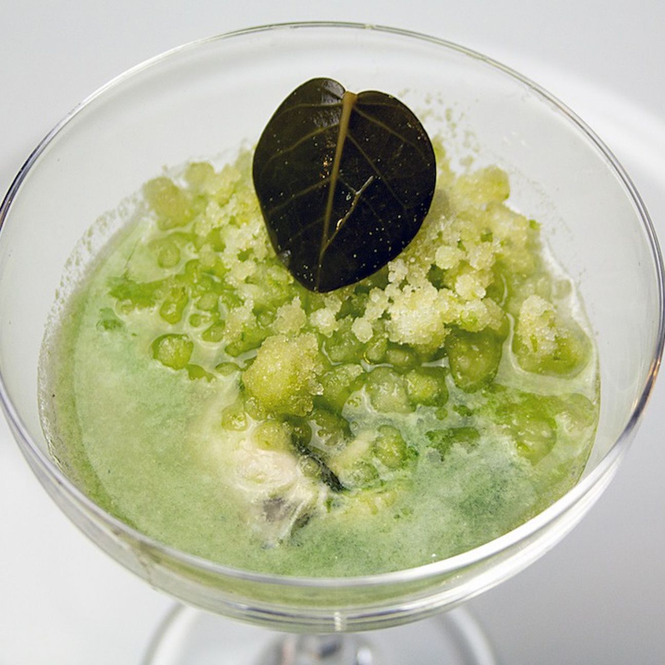 Ostriche, mela verde e cetriolo