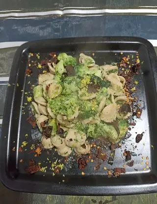 Ricetta Orecchiette integrali con broccoletti peperone di Altino e scorza di limone 🍋 di tatis1