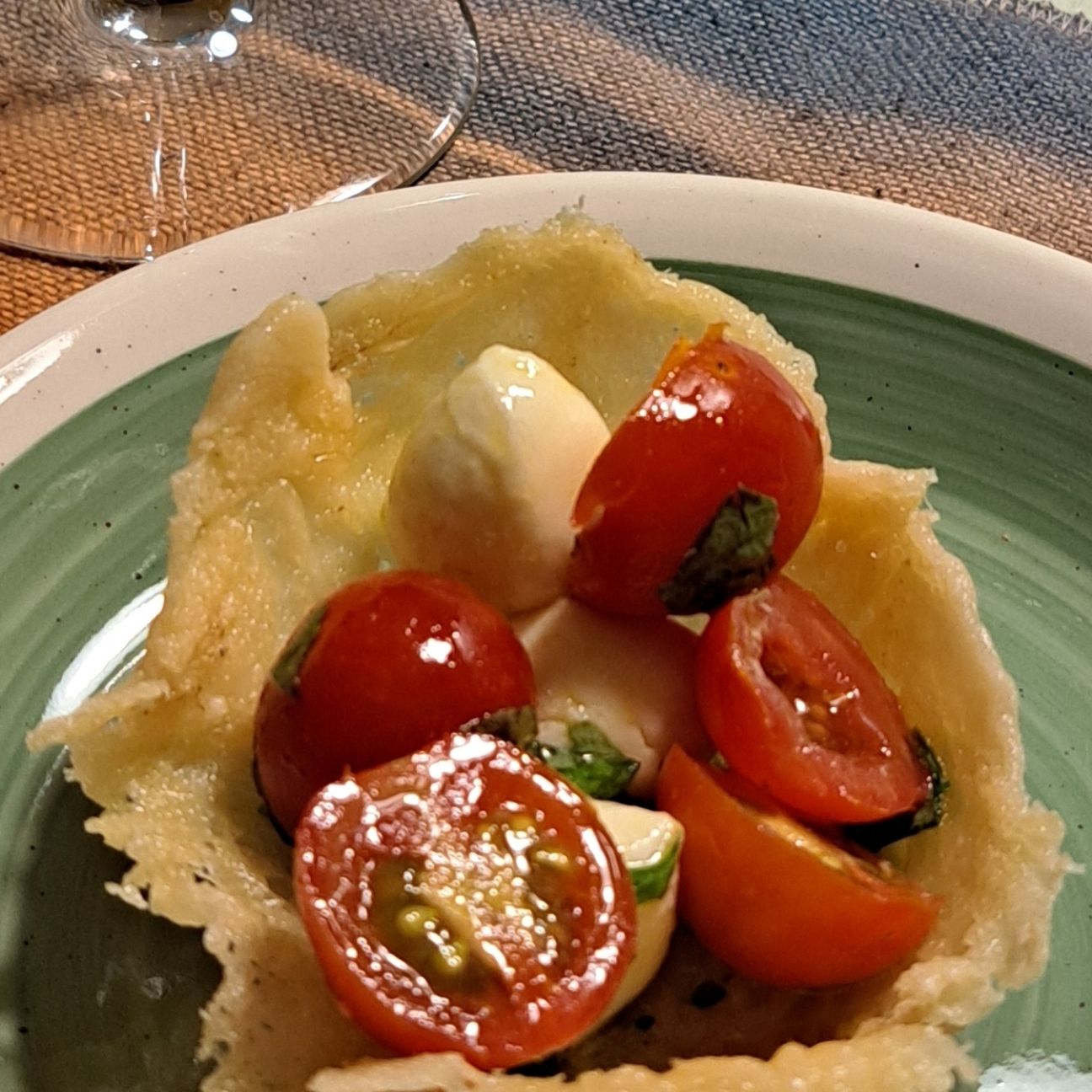 Cestini caprese