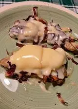 Ricetta Scaloppine con radicchio e taleggio fuso