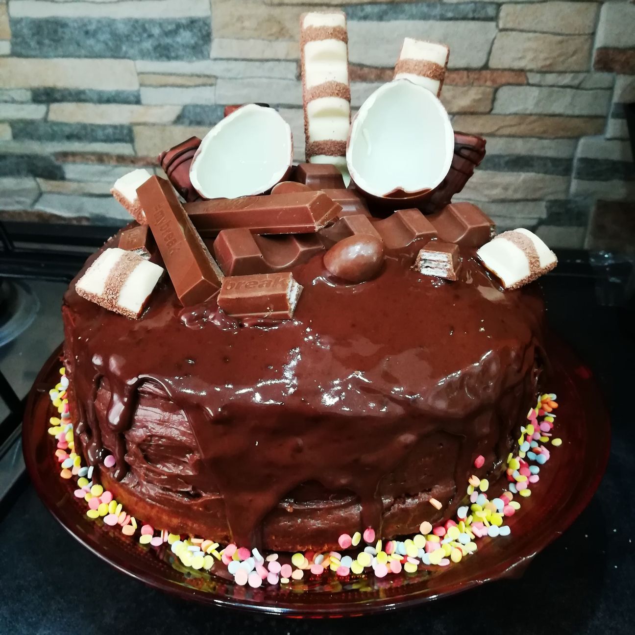 Drip cake "Kinder" con Nutella e mascarpone
