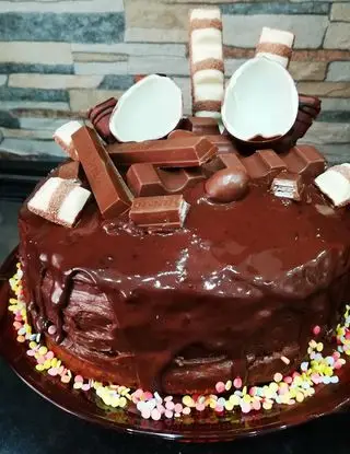 Ricetta Drip cake "Kinder" con Nutella e mascarpone di Mary.92