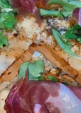Ricetta 🥧 Torta salata con stracciatella, bufala, crudo e noci 🥬