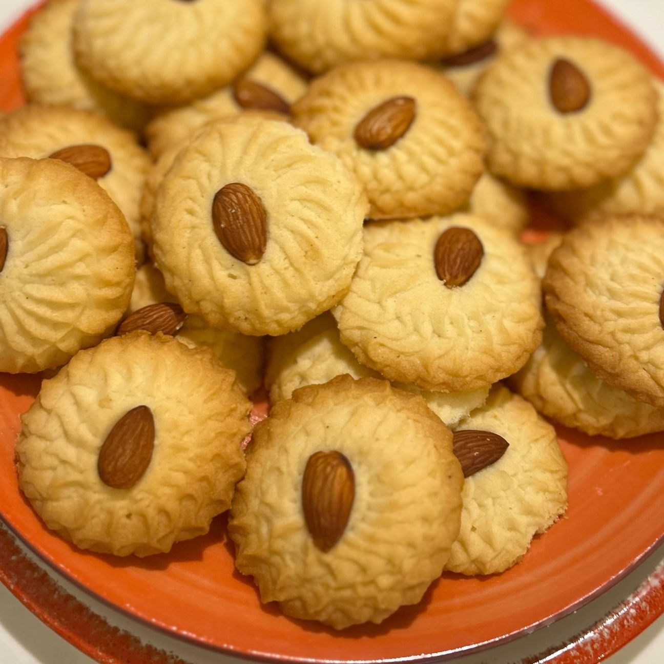 Biscotti di frolla montata