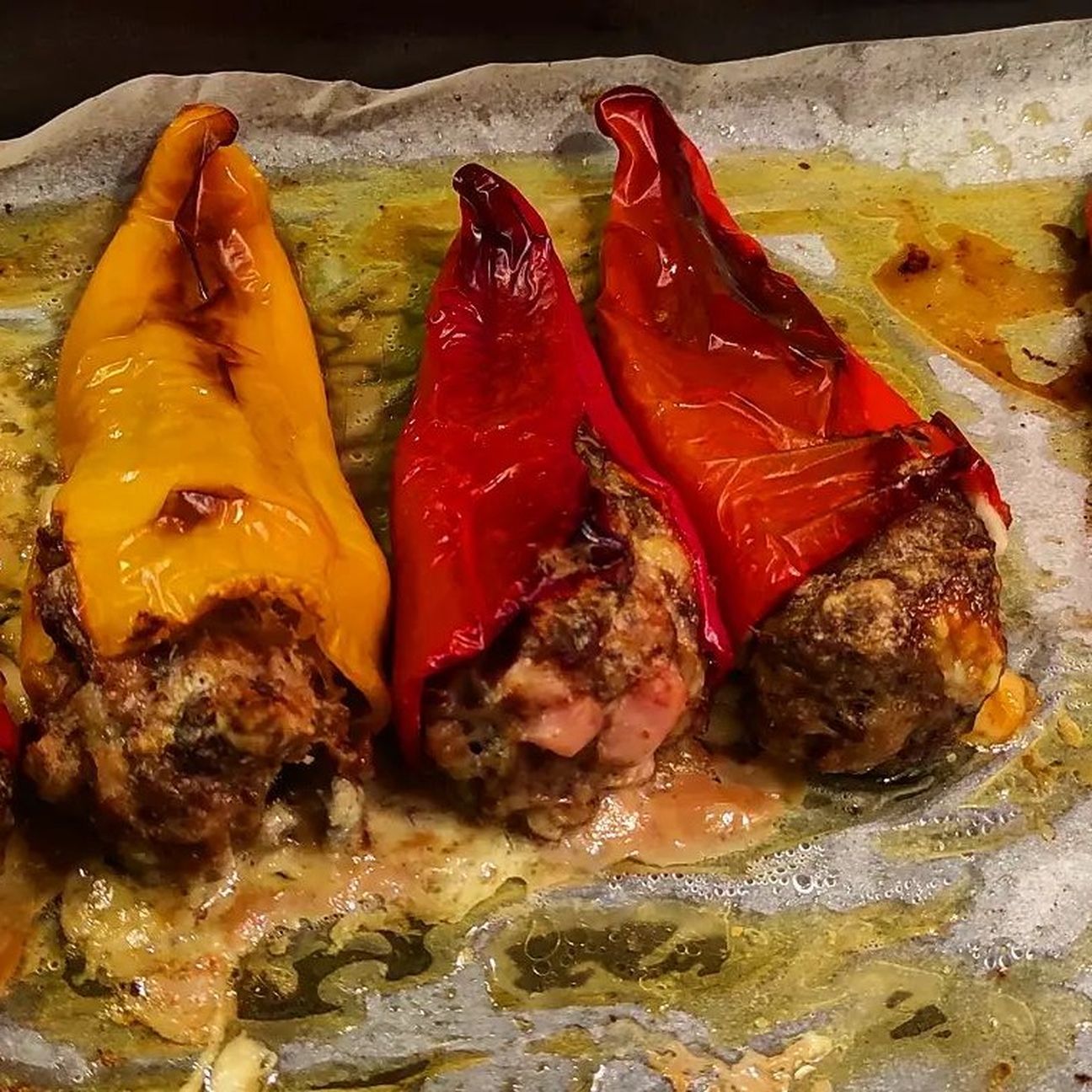 "Puparuoli mbuttunati"