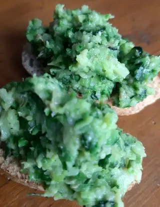 Ricetta Paté di broccoli e alici sotto olio di afiamma