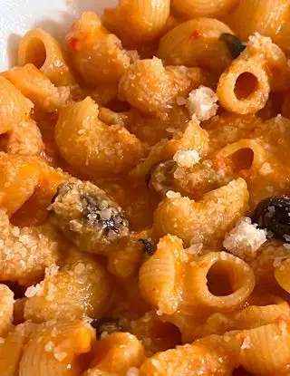 Ricetta Pipette con crema di peperoni e olive taggiasche di CucinareLIGHTconAnna
