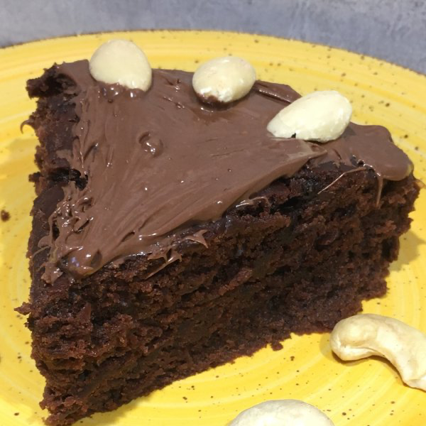Torta al cioccolato con acquafaba