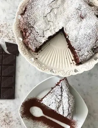 Ricetta Torta tenerina 😍🍫 di midivertoacucinare