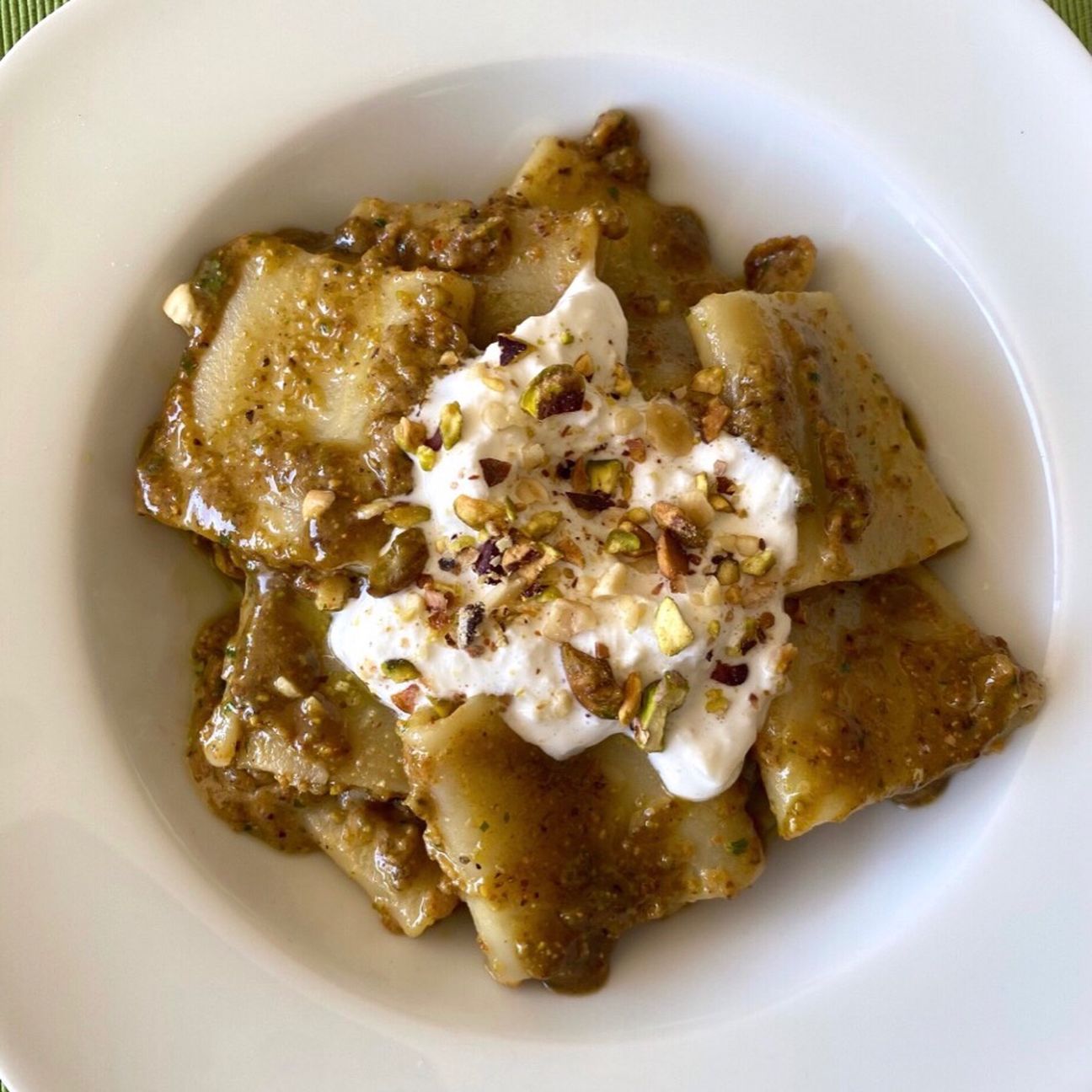 Paccheri con pesto di pistacchi e burrata 😍