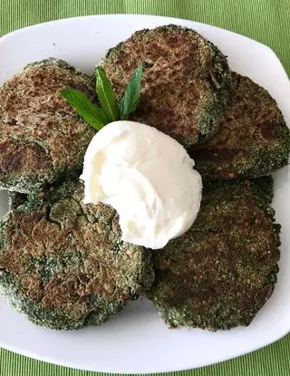 Ricetta Burger di spinaci e ricotta 😍 di midivertoacucinare