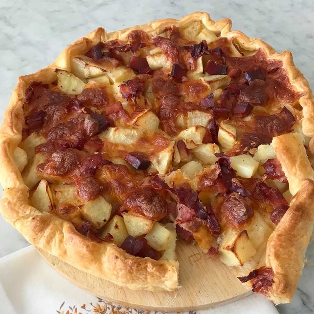 Torta salata con speck, patate e scamorza affumicata 😋