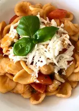 Ricetta Orecchiette con pomodoro, cacio ricotta e basilico!😍