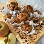 Ricetta Muffin con mela, cannella e cioccolato 😋