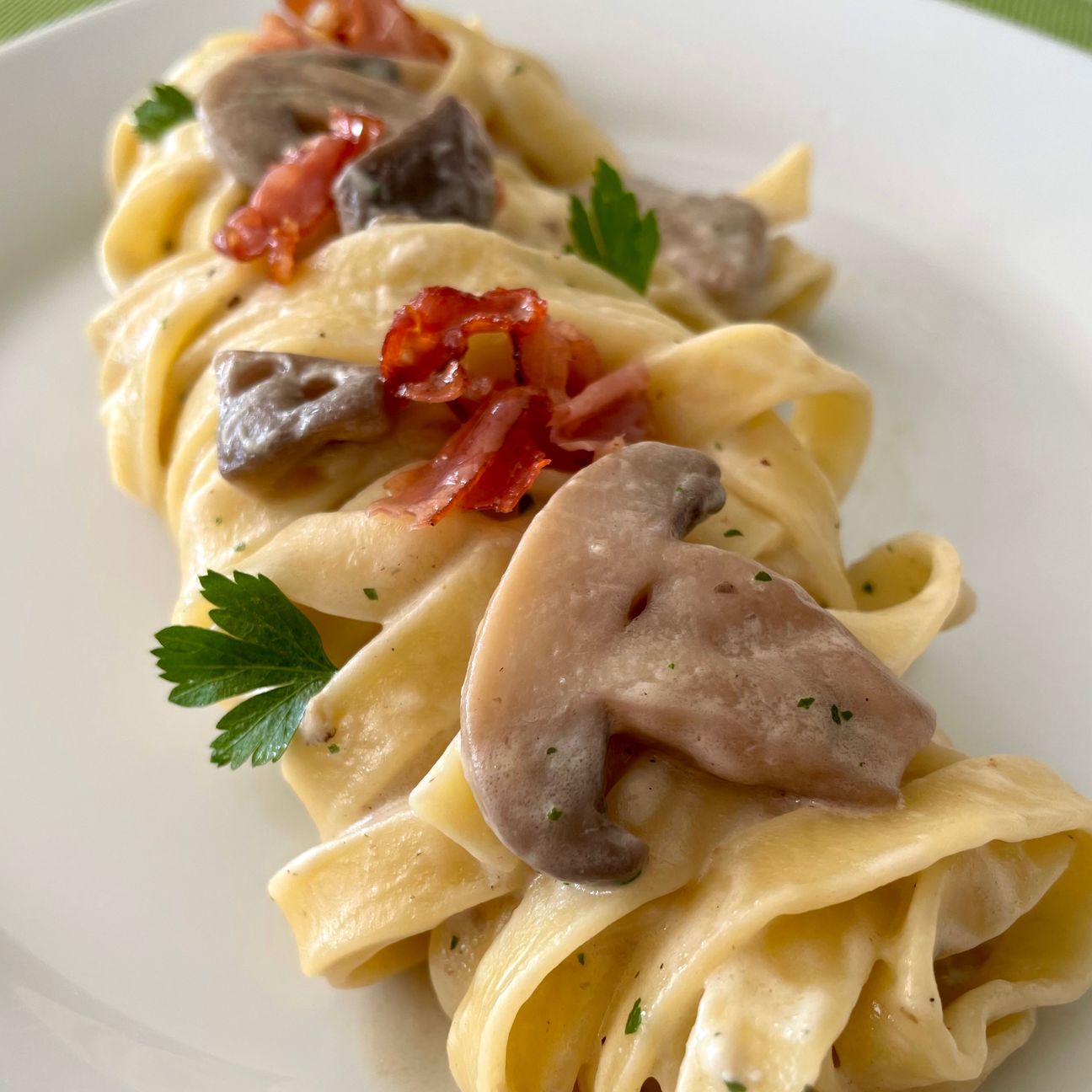 Fettuccine funghi e speck 😍