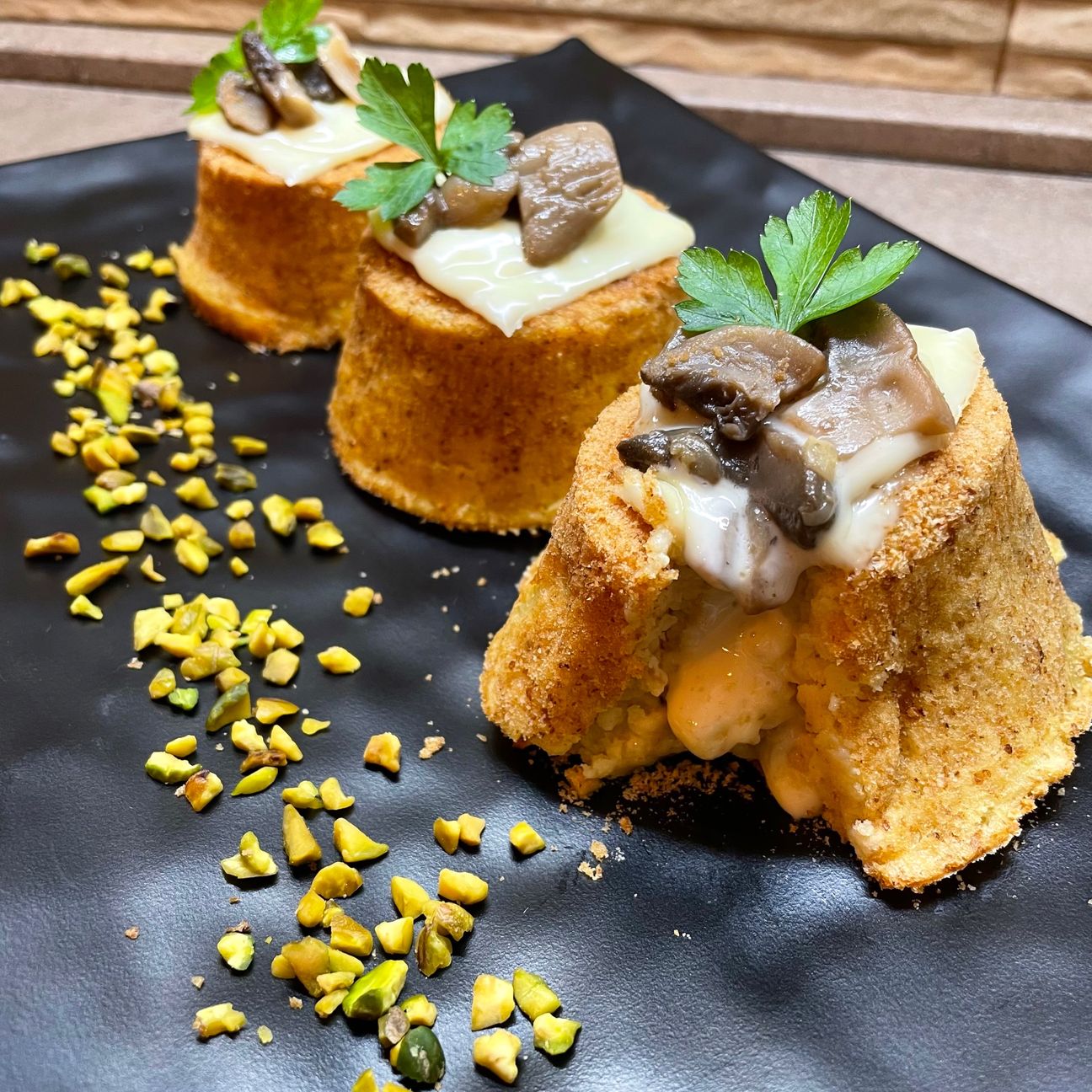 Tortino di patate con cuore filante e funghi 😋