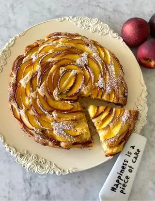 Ricetta Torta alle pesche e yogurt greco di midivertoacucinare