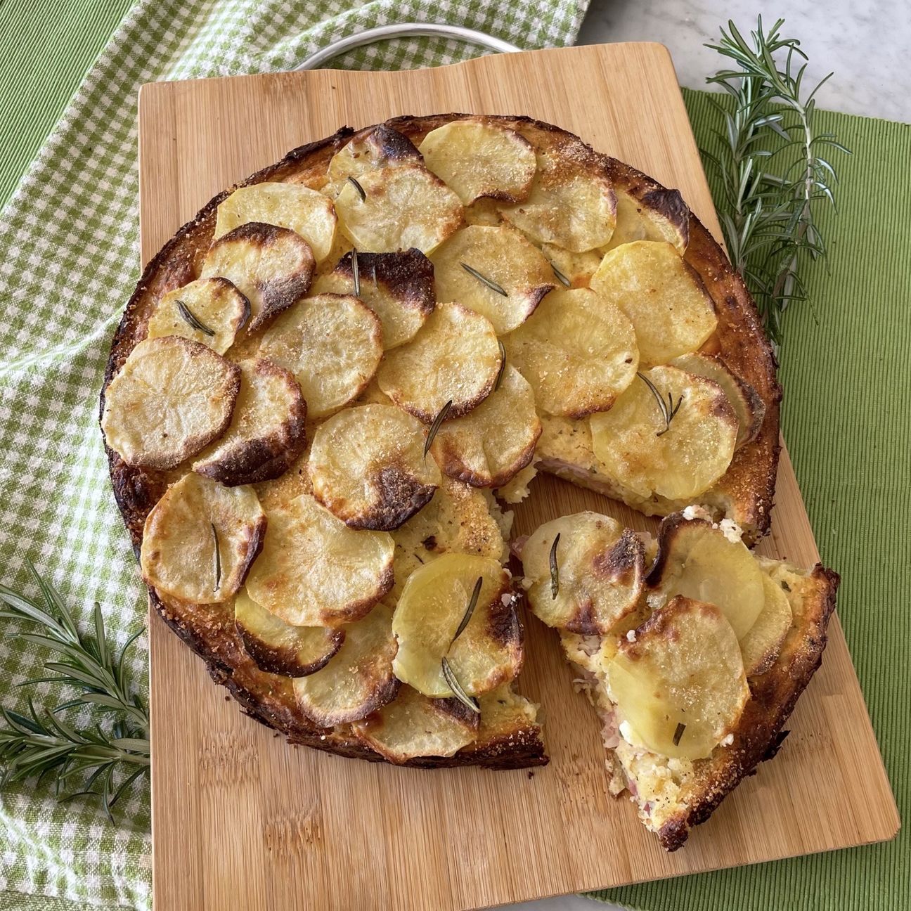Focaccia di patate scenografica