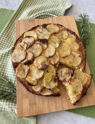 Ricetta Focaccia di patate scenografica di midivertoacucinare