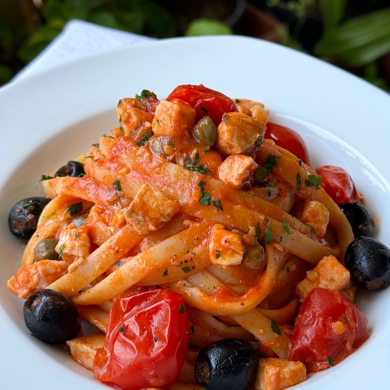 Fettucce alla puttanesca di pesce spada