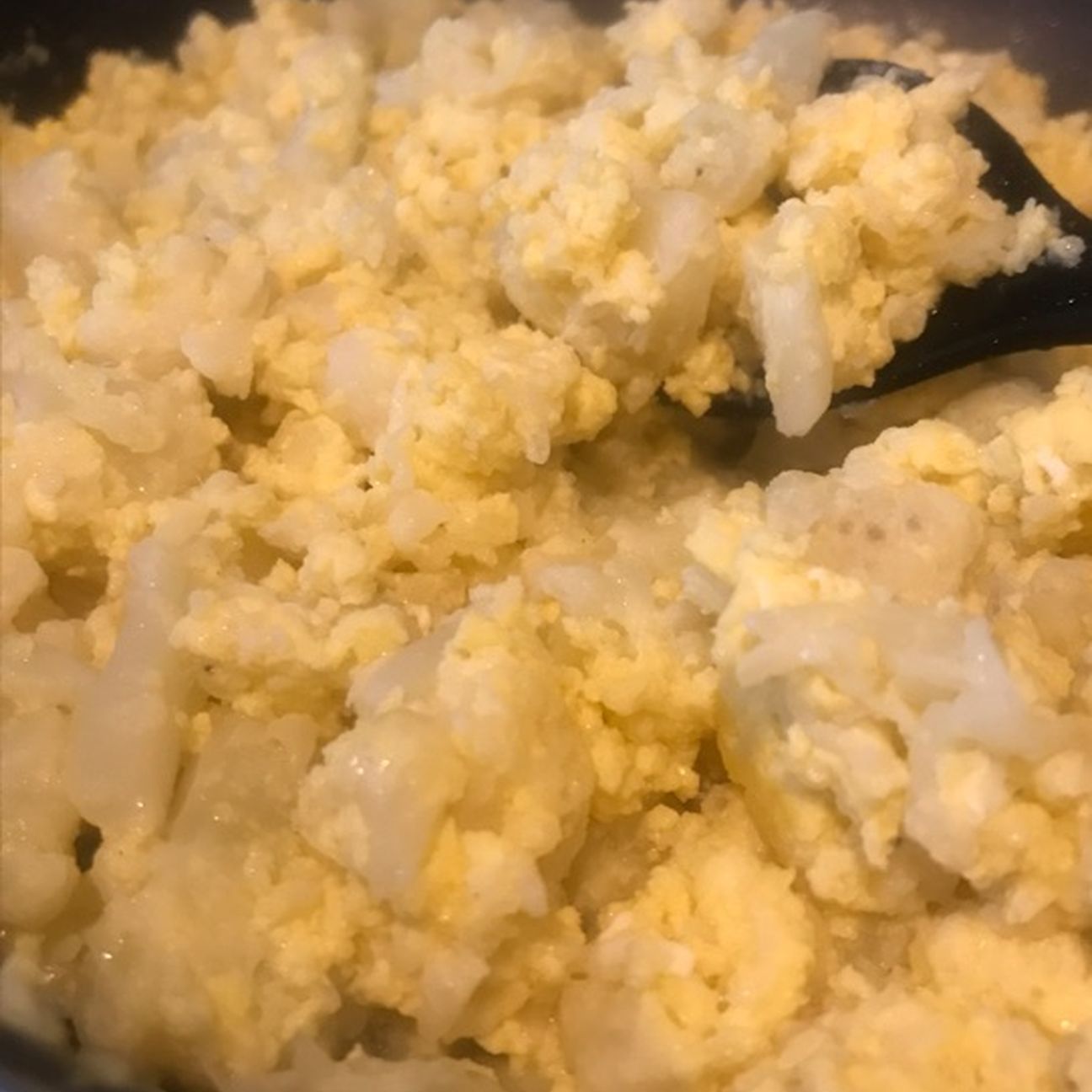 Cavolfiore con le uova strapazzate
