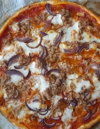 Ricetta Pizza di pastasfoglia con tonno e cipolla di Cucina_insieme_a_elvira