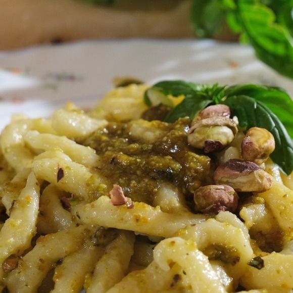 Pici al pesto di pistacchi