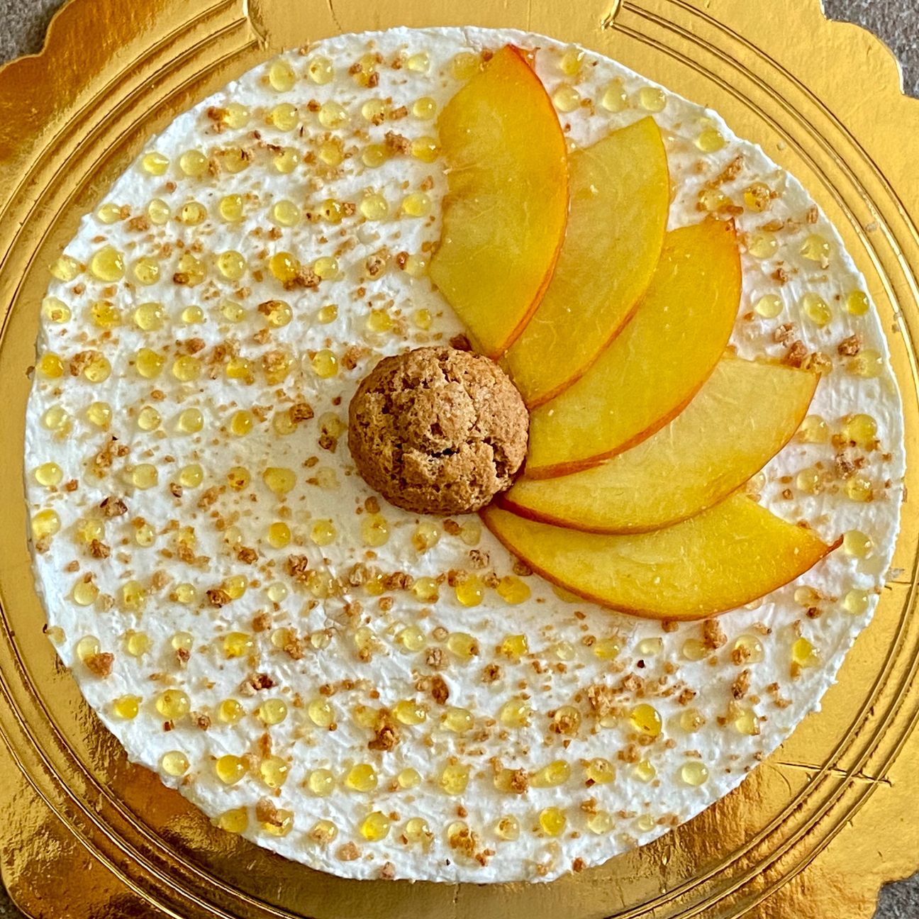 Cheesecake pesche e amaretti