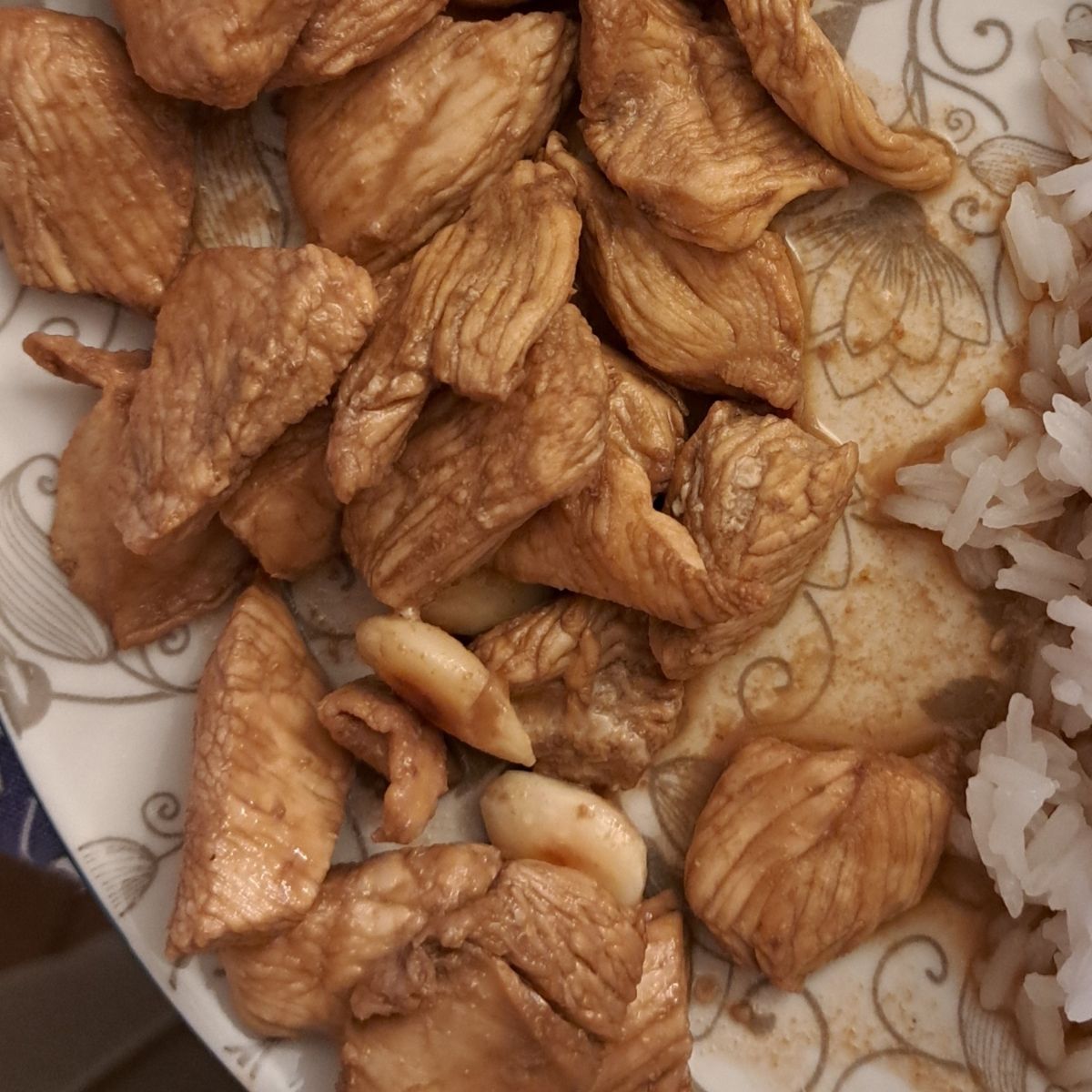 Pollo alle mandorle