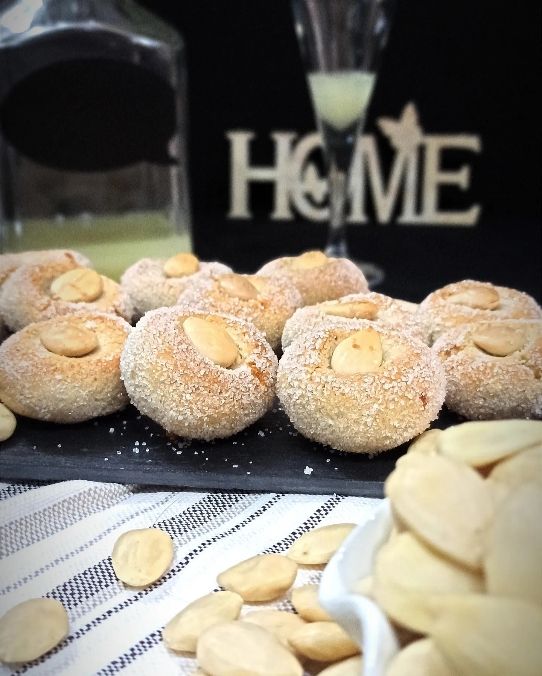 Pasticcini alle mandorle