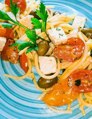 Ricetta Spaghetti con pesce spada e olive taggiasche di cucinafocus