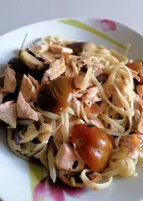 Ricetta Linguine salmone, melanzane e pomodorini