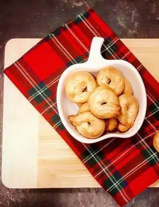 Ricetta TARALLI PUGLIESI di sara_manzoni_osteria_al_fureghin