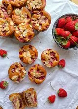 Ricetta Muffin alle fragole con ripieno di marmellata