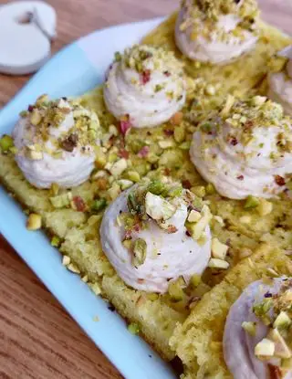 Ricetta PAN DI SPAGNA SALATO MOUSSE DI MORTADELLA E GRANELLA DI PISTACCHIO di pupiepappe