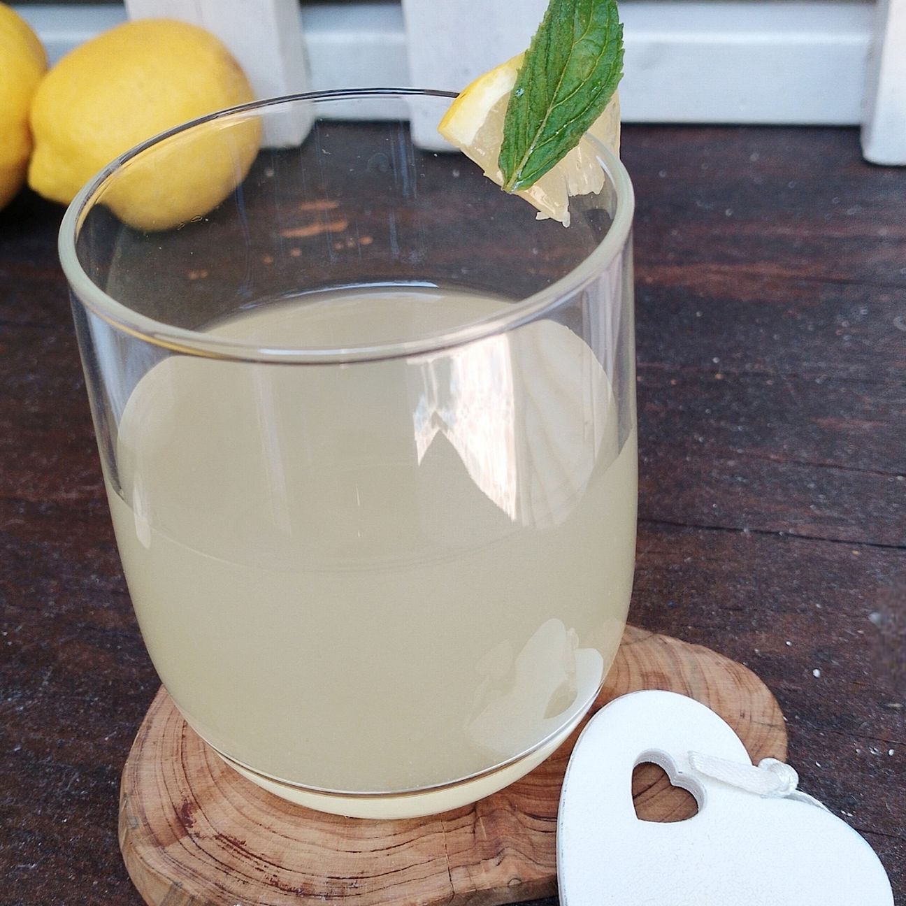 Bevanda al Pompelmo, limone, menta e zenzero