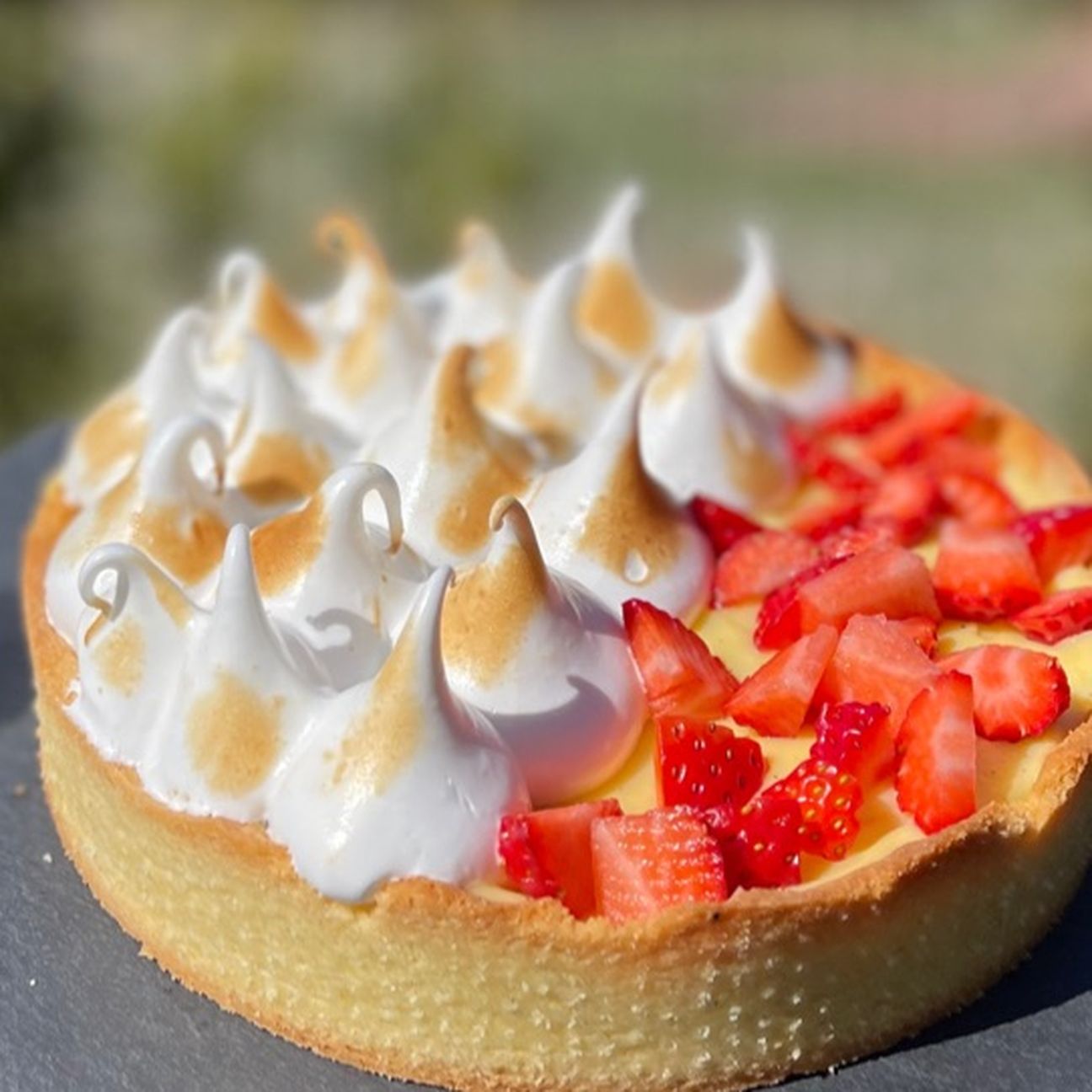 Crostata meringata con le fragole