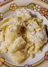 Ricetta Pappardelle ricotta e noci