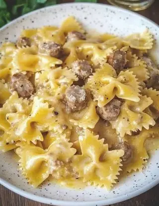 Ricetta Farfalle salsciccia panna e zafferano di fossatigenny1