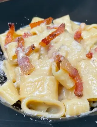 Ricetta Calamarata con crema di ceci e guanciale croccante di cucinamore