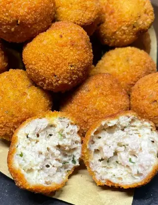 Ricetta Polpette ricotta e salsiccia di cucinamore