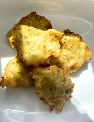 Ricetta Frittelle di zucchine di alessia_carrara