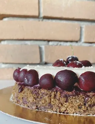 Ricetta Crostata al caffè con crema al mascarpone e ciliegie di Pasticceria_moderna