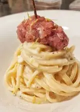 Ricetta Spaghettone cacio pepe tonno rosso